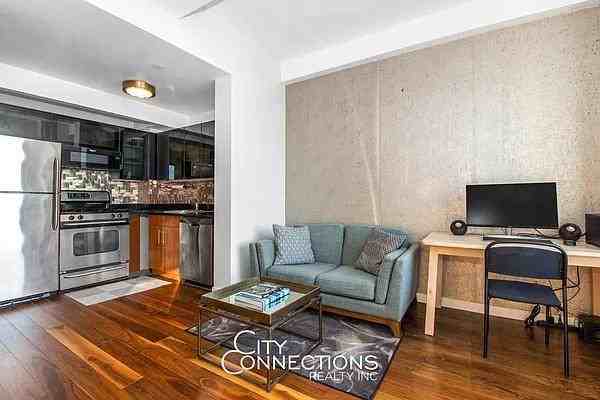 West St #39A - Photo 5 of 20