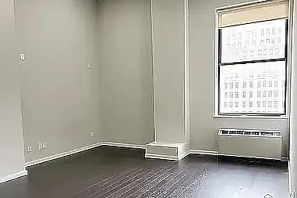 West St #21M - Photo 5 of 20