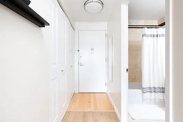 West St #41E - Photo 5 of 20