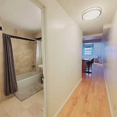 West St #11E - Photo 5 of 20