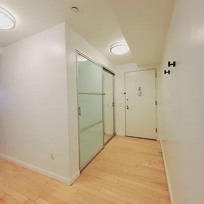 West St #11E - Photo 7 of 20