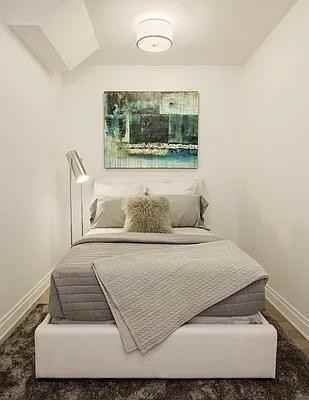 Pine St #1404 - Photo 3 of 20