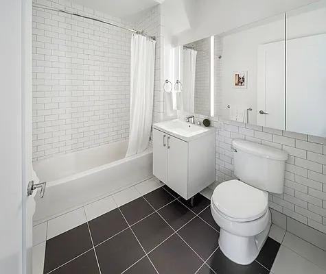Pine St #3502 - Photo 6 of 20