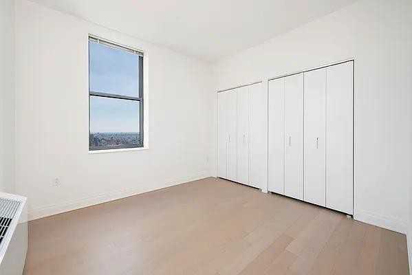 Pine St #3503 - Photo 2 of 20