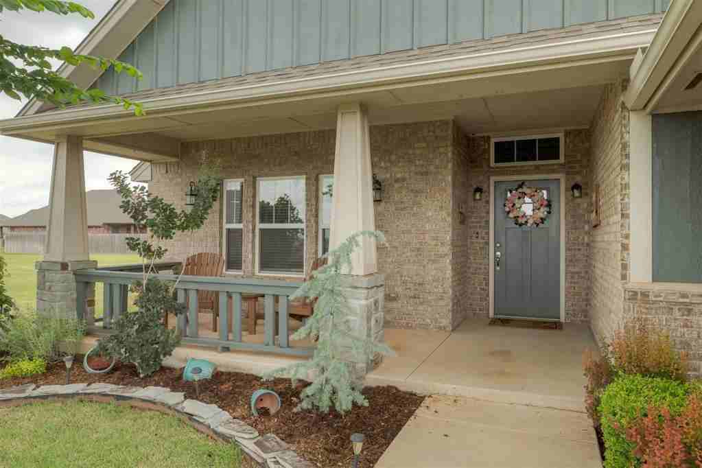 18500 Summer Grove Ave #1 - Photo 3 of 35