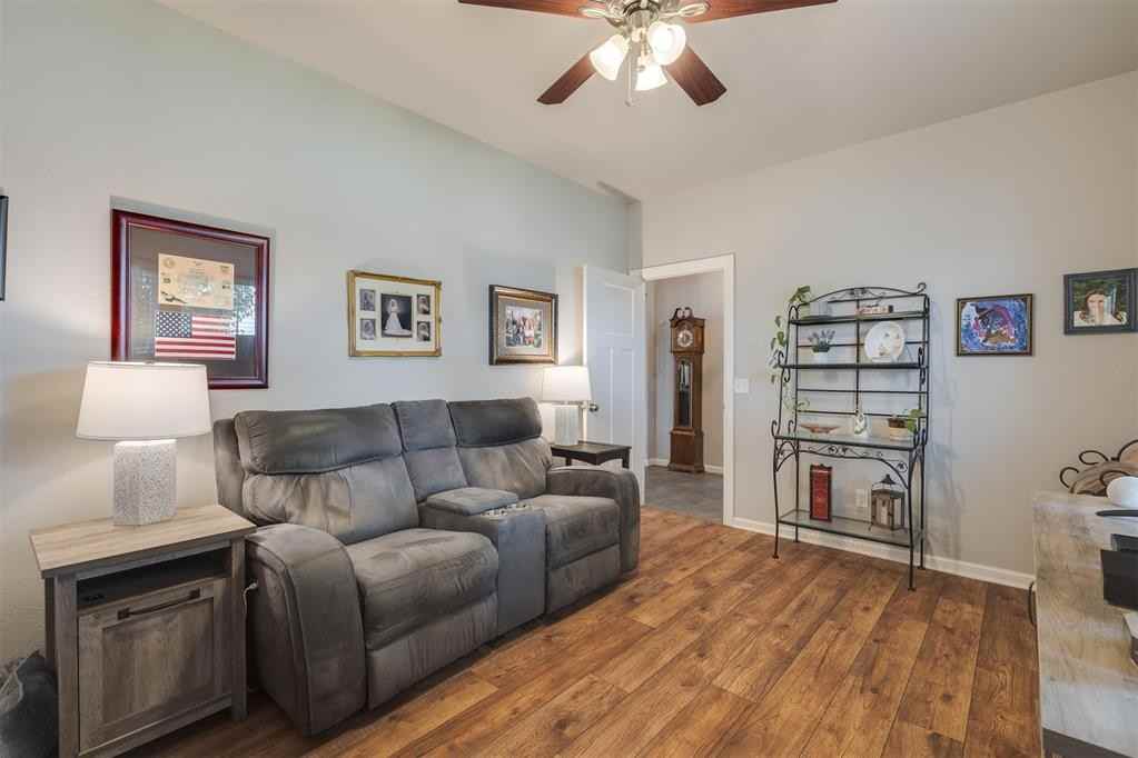 18500 Summer Grove Ave #1 - Photo 7 of 35