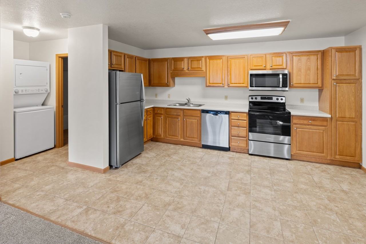 Halfway Creek Apartments - Photo 4 of 50
