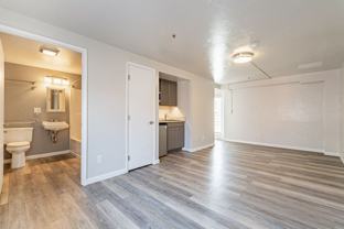 700 N. 7th Ave. ( Main House, A, B, C, D ) - Photo 1 of 1