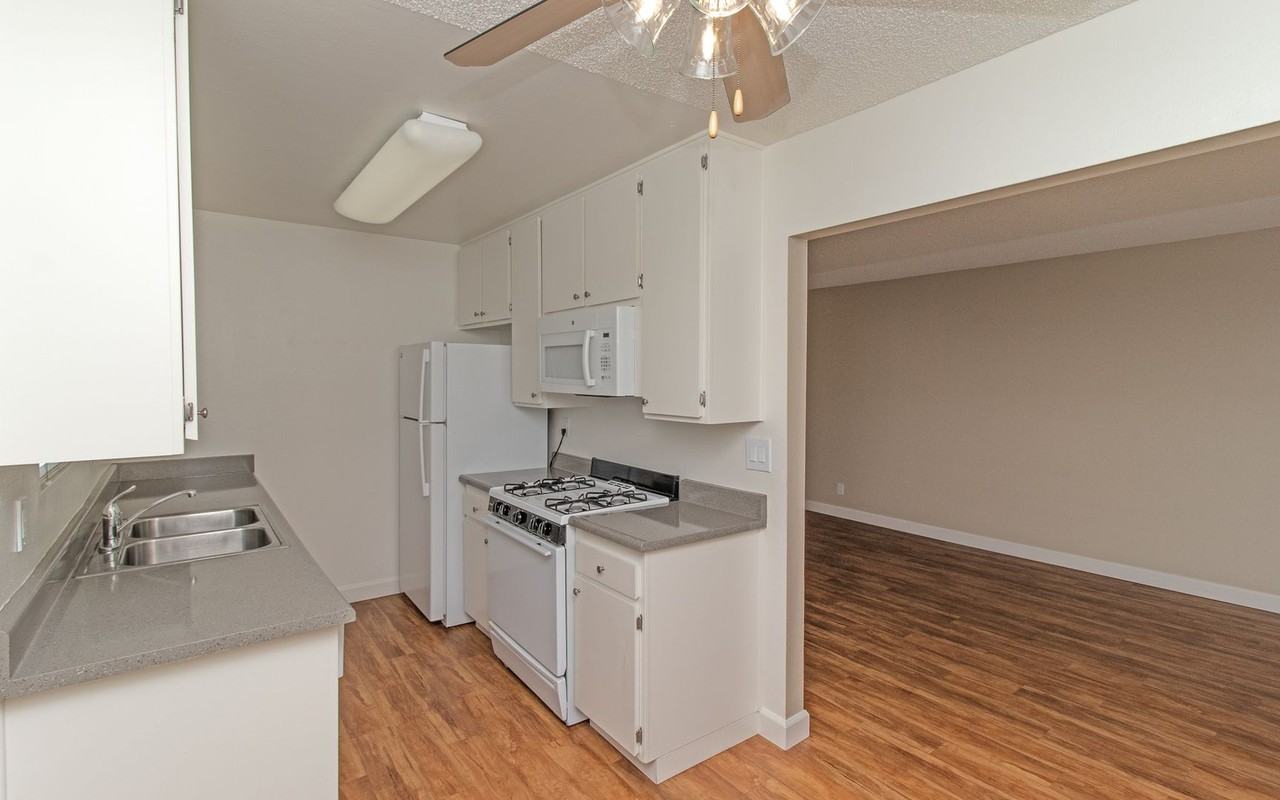 Villas de Laura Apts - Photo 5 of 43