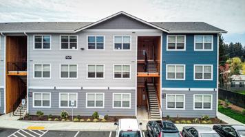 featured image of 13609 Ne 28th St