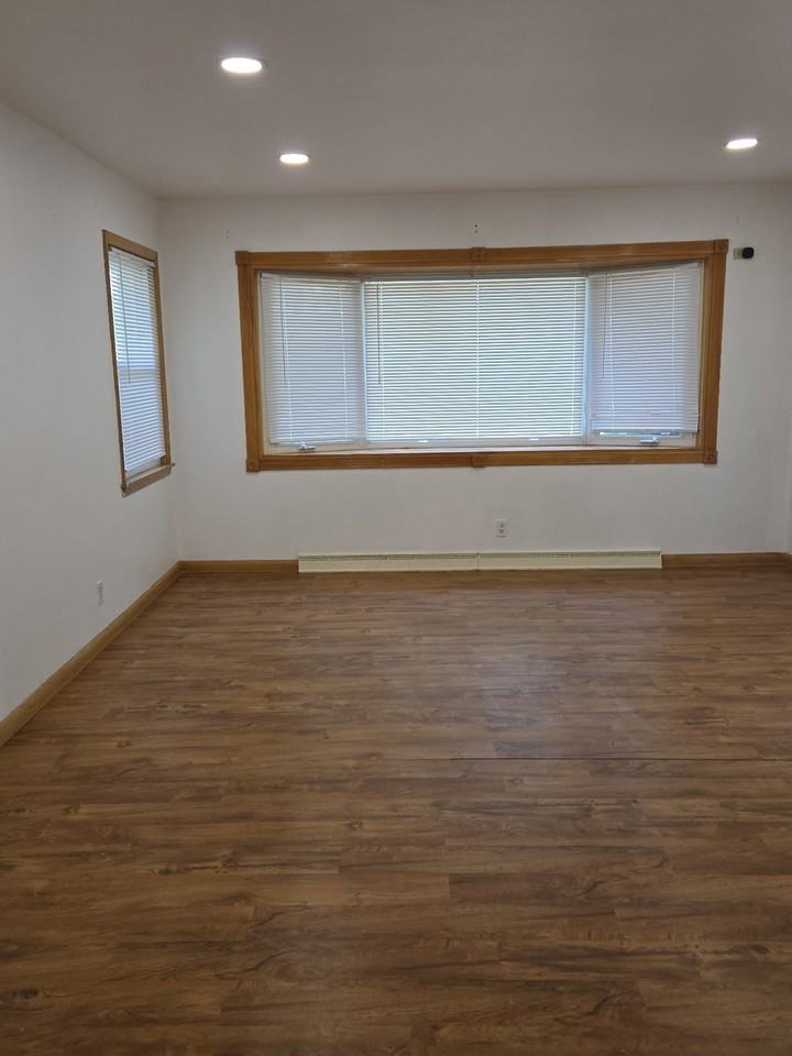 2716 S Cleveland Park Dr #1 - Photo 3 of 15