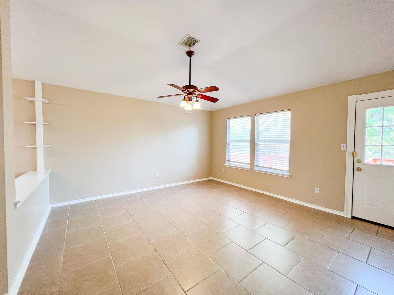 1632 Sunnycrest Cir #1 - Photo 5 of 14