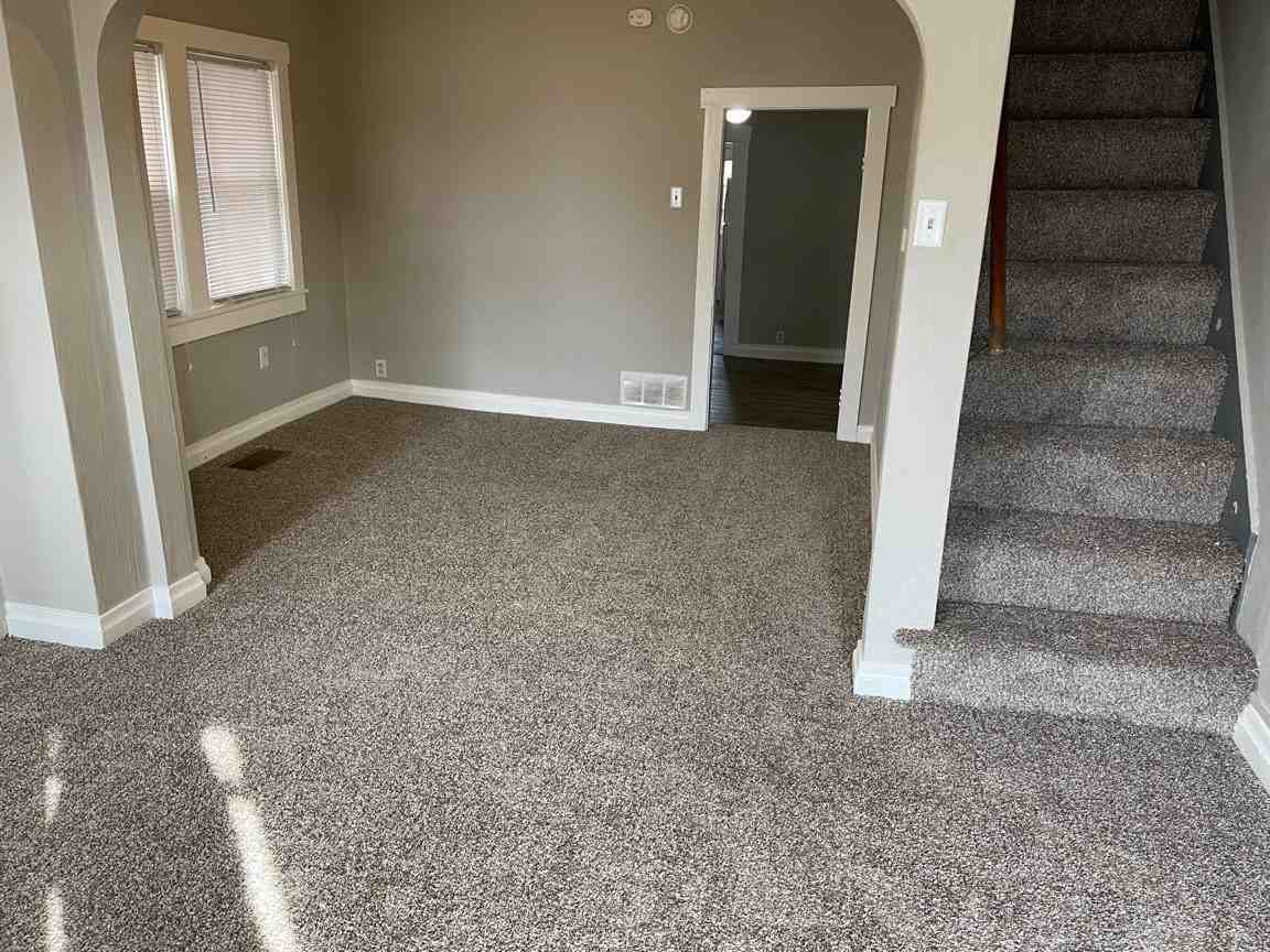 19 E Lancaster St #19 - Photo 3 of 16