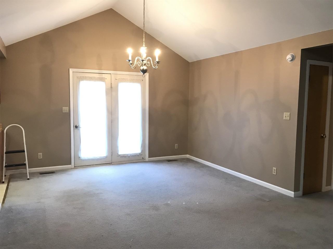 14349 Hillcrest Dr #1 - Photo 3 of 7