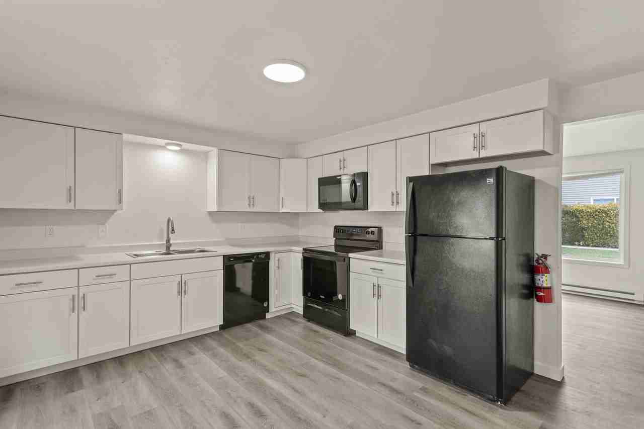 4209 N Abbey Rd #2 - Photo 3 of 10