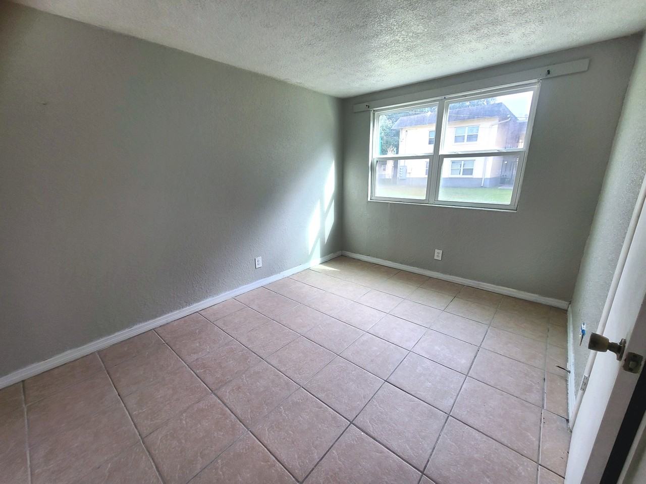 3812 Almeda St #209 - Photo 4 of 11
