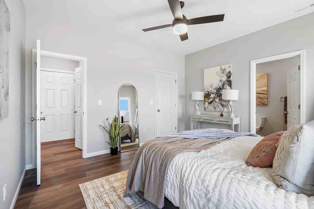 199 W Bluegrass St #1 - Photo 7 of 11