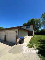 featured image of 1008 Oxford Dr #4