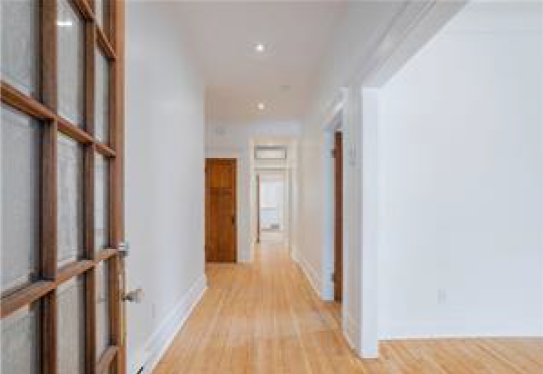 3856 Avenue Girouard - Photo 3 of 18