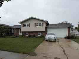 featured image of 1325 W 75th Pl #1