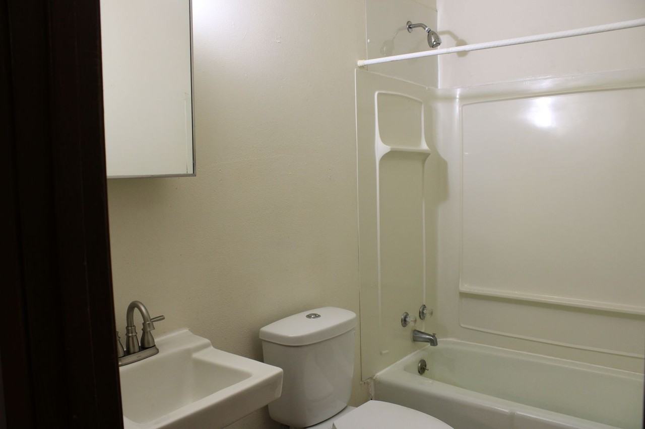 461 Grant - Photo 7 of 8