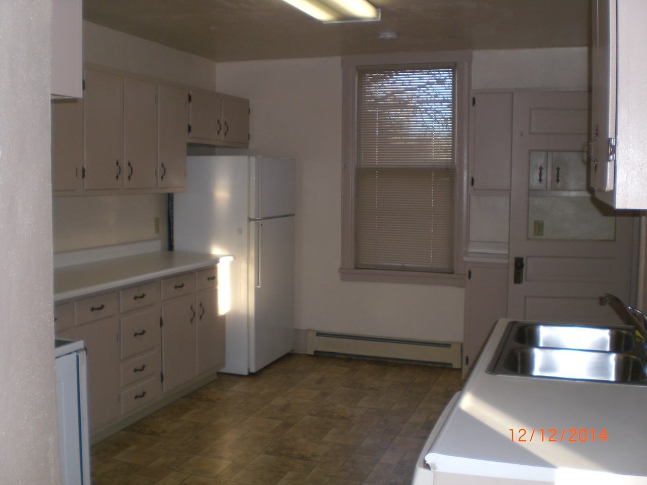 1420 Garfield Ave #1 - Photo 7 of 10