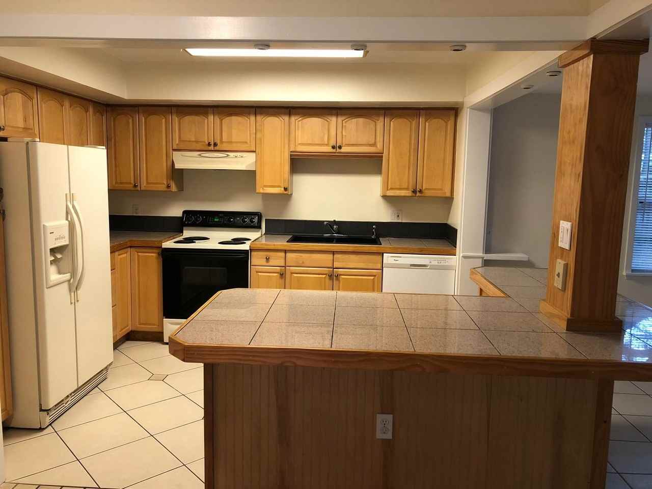 1601 Long St #1 - Photo 2 of 12