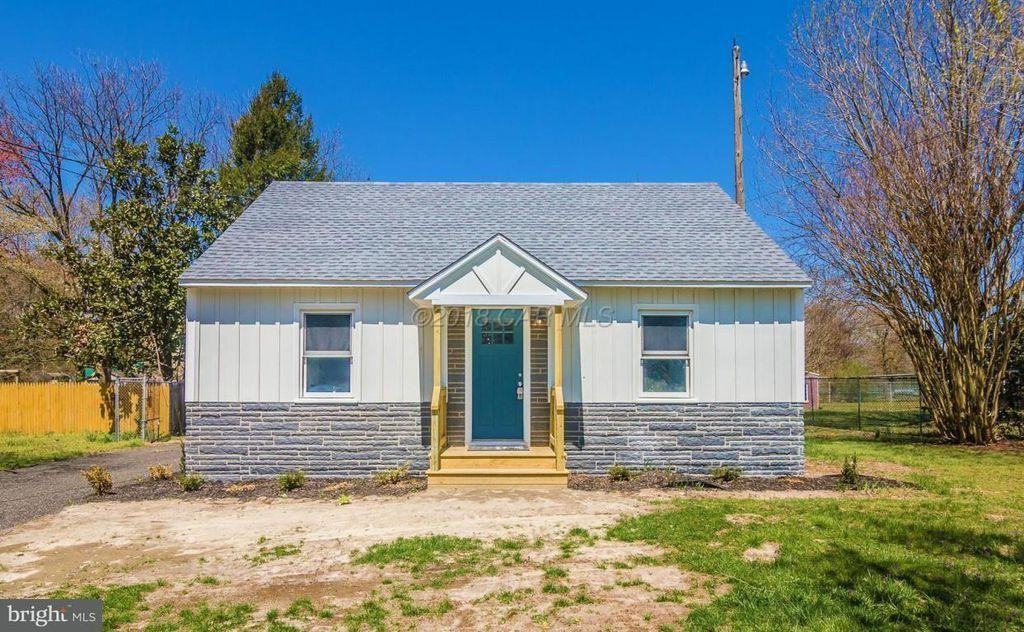 30586 Zion Rd #1 - Photo 2 of 22