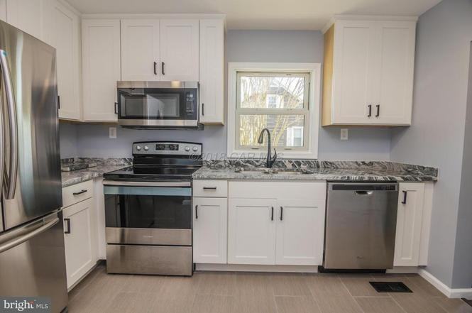 30586 Zion Rd #1 - Photo 3 of 22