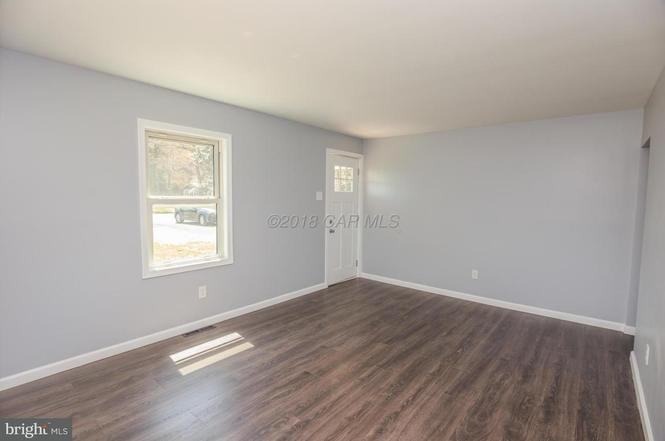 30586 Zion Rd #1 - Photo 6 of 22