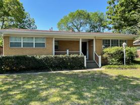 1419 Linden Dr #1 - Photo 1 of 1