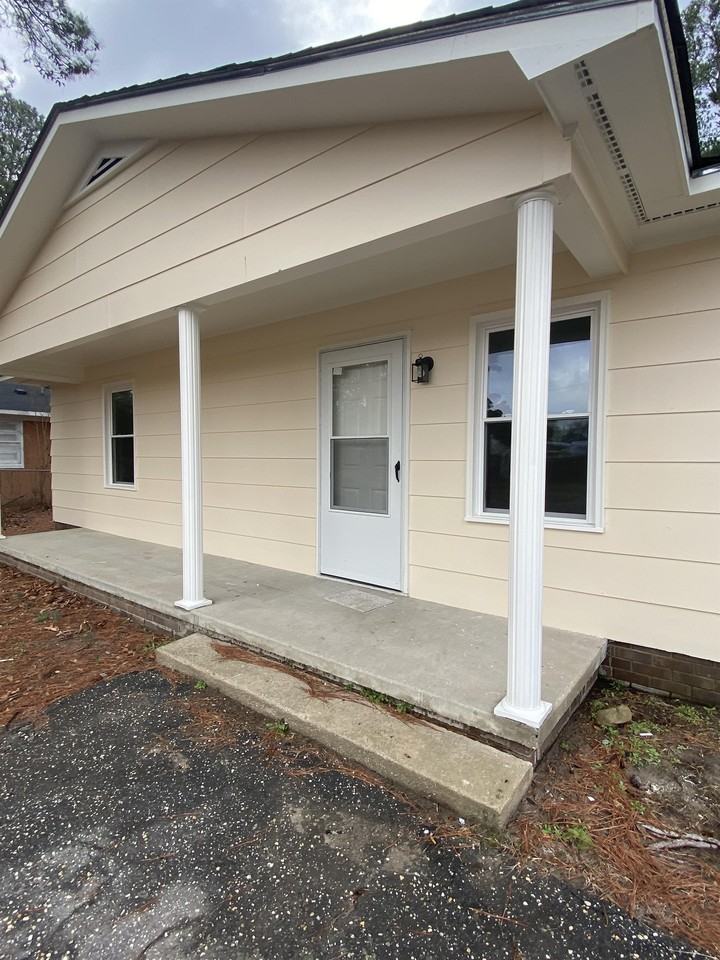 4935 Walnut Dr #1 - Photo 3 of 29