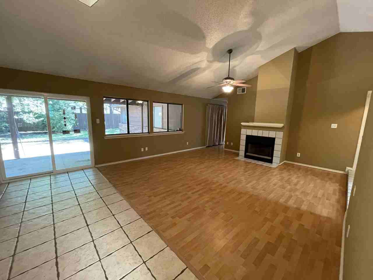 3202 Fairview Dr #1 - Photo 3 of 23