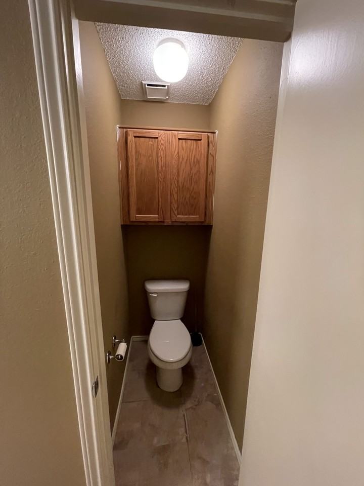 3202 Fairview Dr #1 - Photo 6 of 23