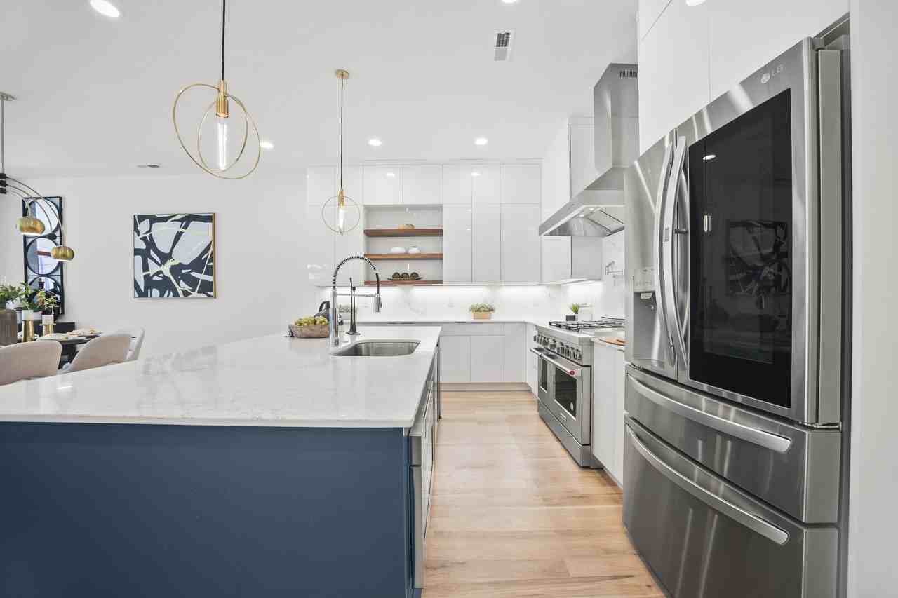 4701 Walden Ct #1 - Photo 7 of 31