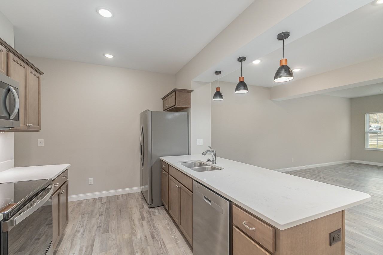 2017 Terrace Ct #2017 - Photo 7 of 18