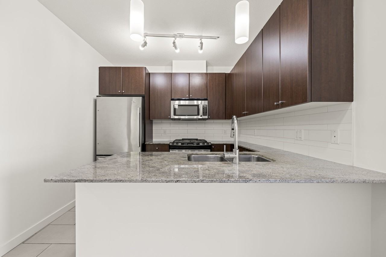 280 Ross Drive - Photo 6 of 21