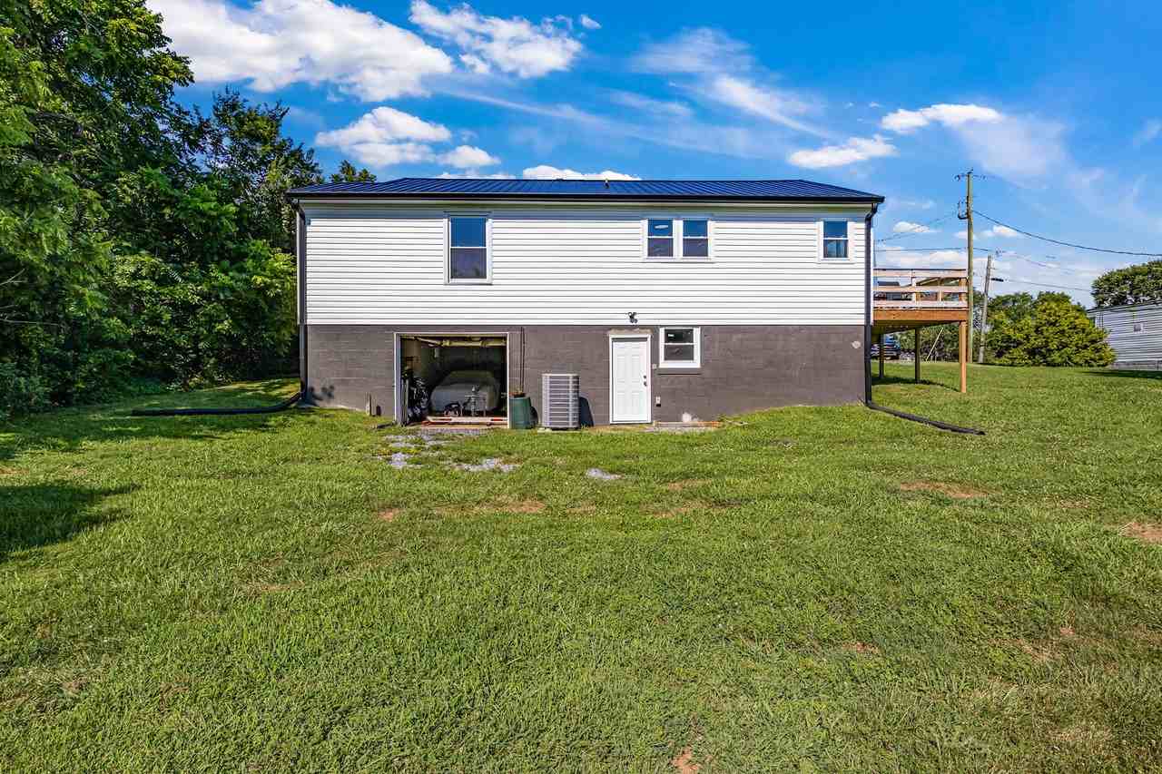 330 Birdwell Cir #1 - Photo 3 of 10