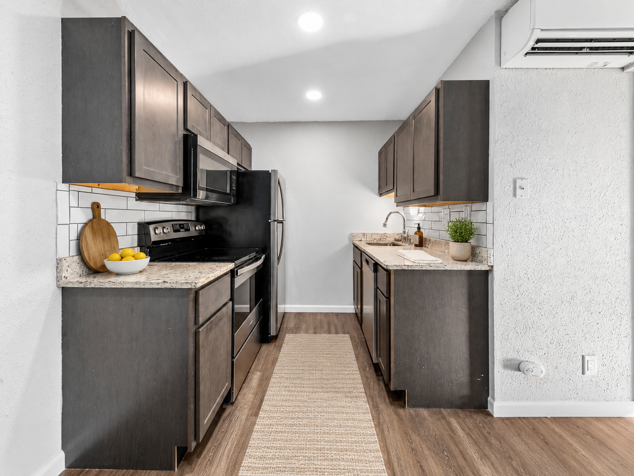 5825 Southwest - Photo 7 of 8