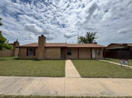 featured image of 2208 Hunt Dr