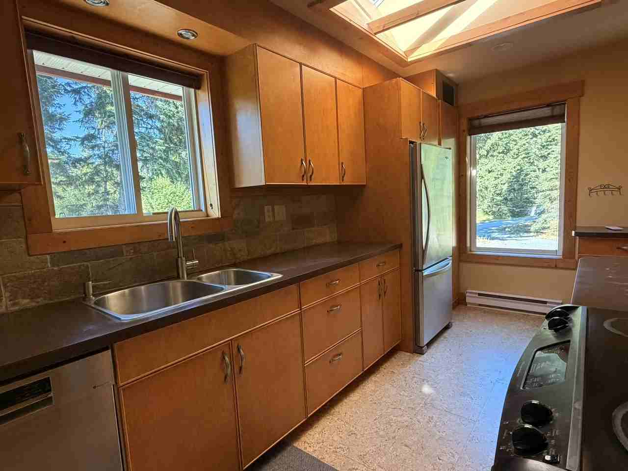 1560 Bellevue Rd #1 - Photo 6 of 20