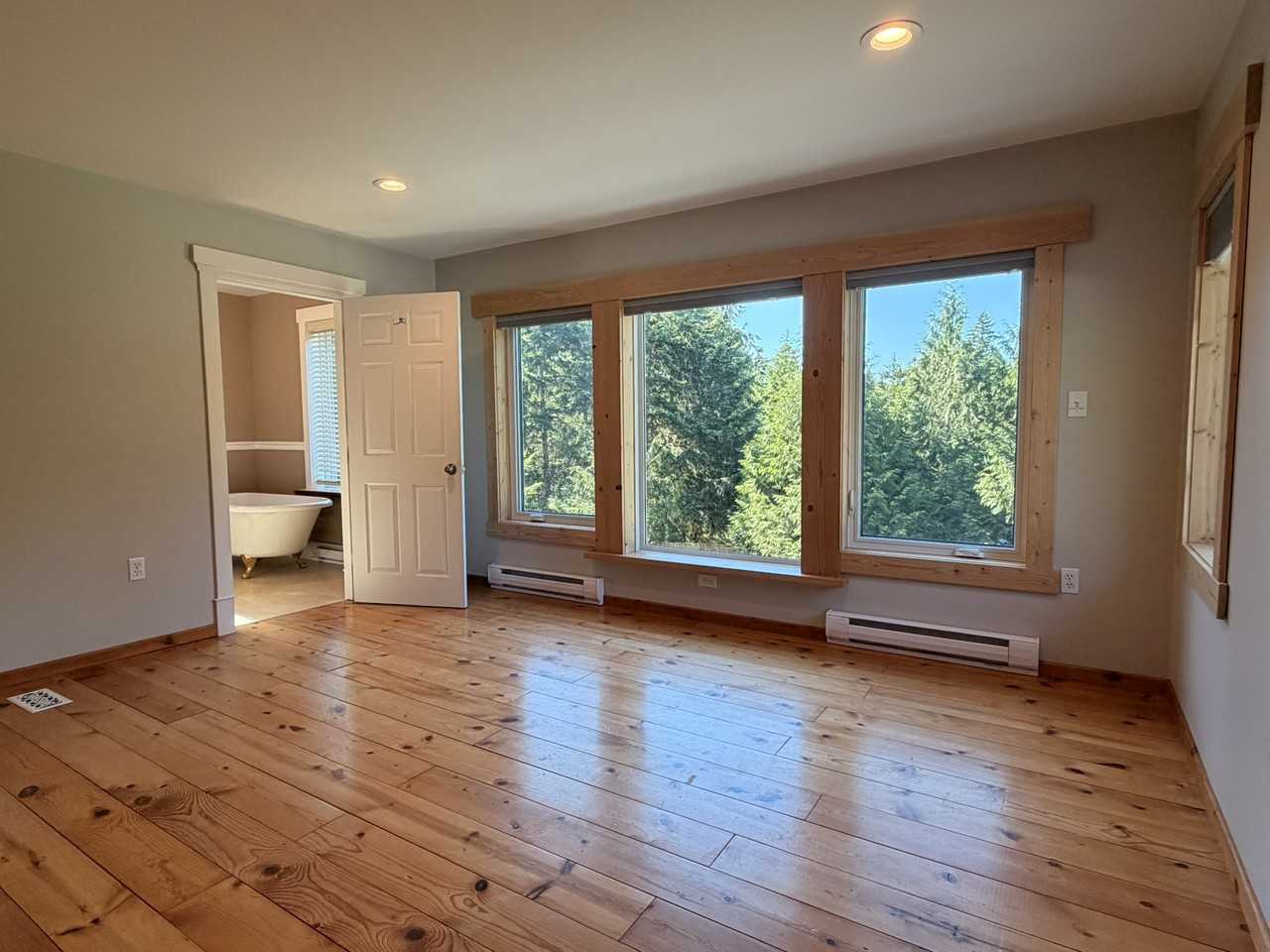 1560 Bellevue Rd #1 - Photo 7 of 20