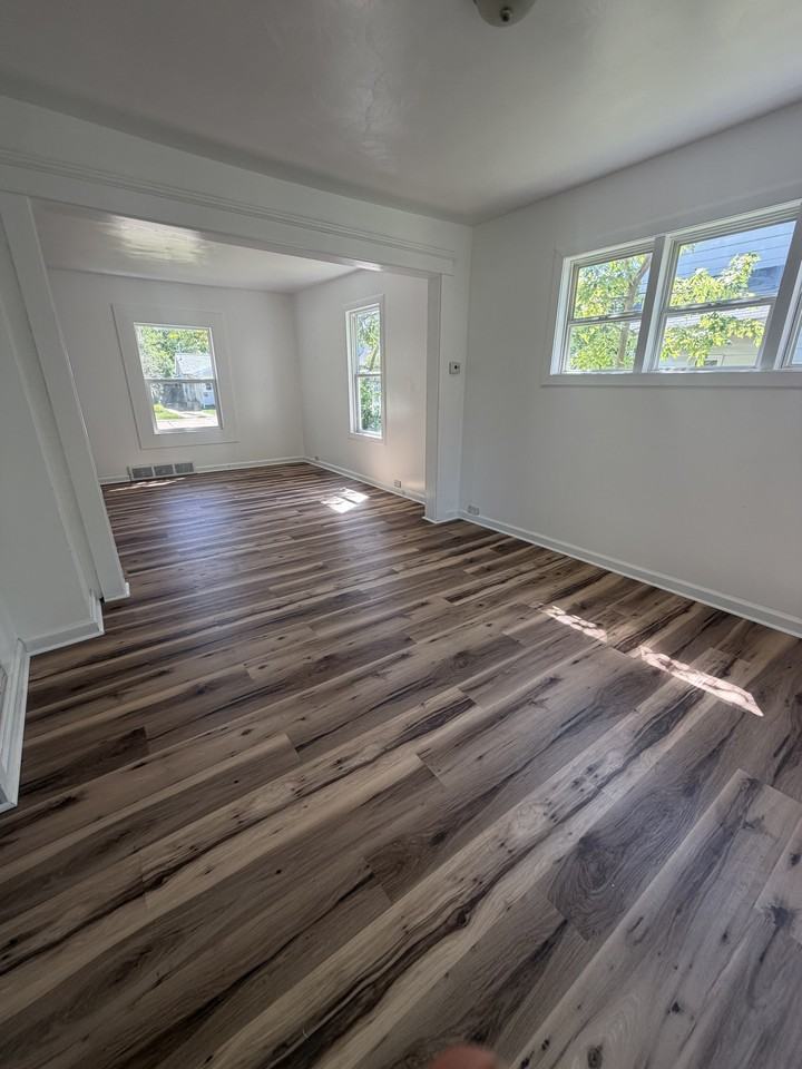 218 Goguac St W #218 - Photo 5 of 17