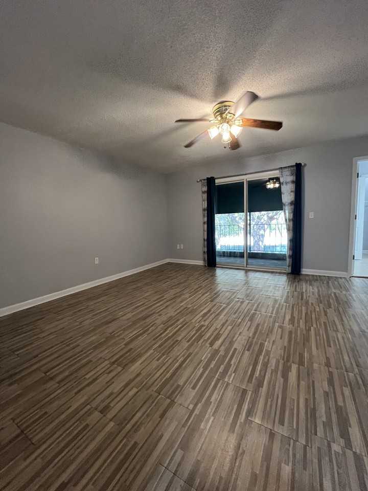 501 Sw 75th St Apt A11 - Photo 7 of 24