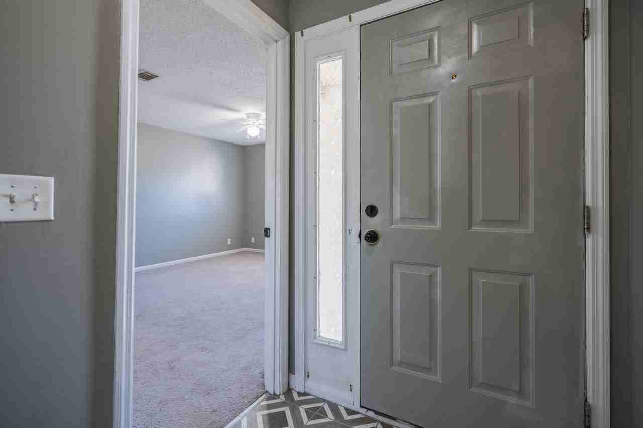 910 Brett Dr #1 - Photo 4 of 26