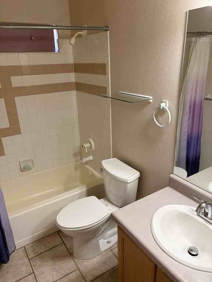 10390 S Fairway Dr #1 - Photo 7 of 15