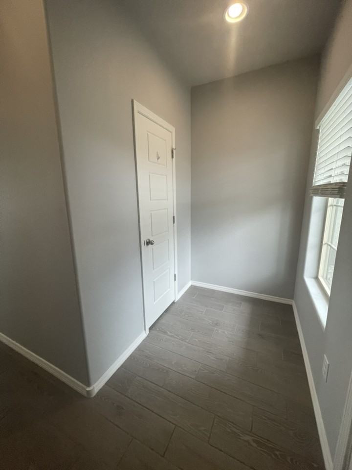 4839 Blackburn Road Northeast Northeast #1 - Photo 2 of 27