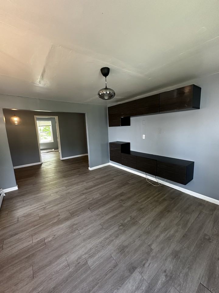 3841 Olive St #1 - Photo 3 of 10