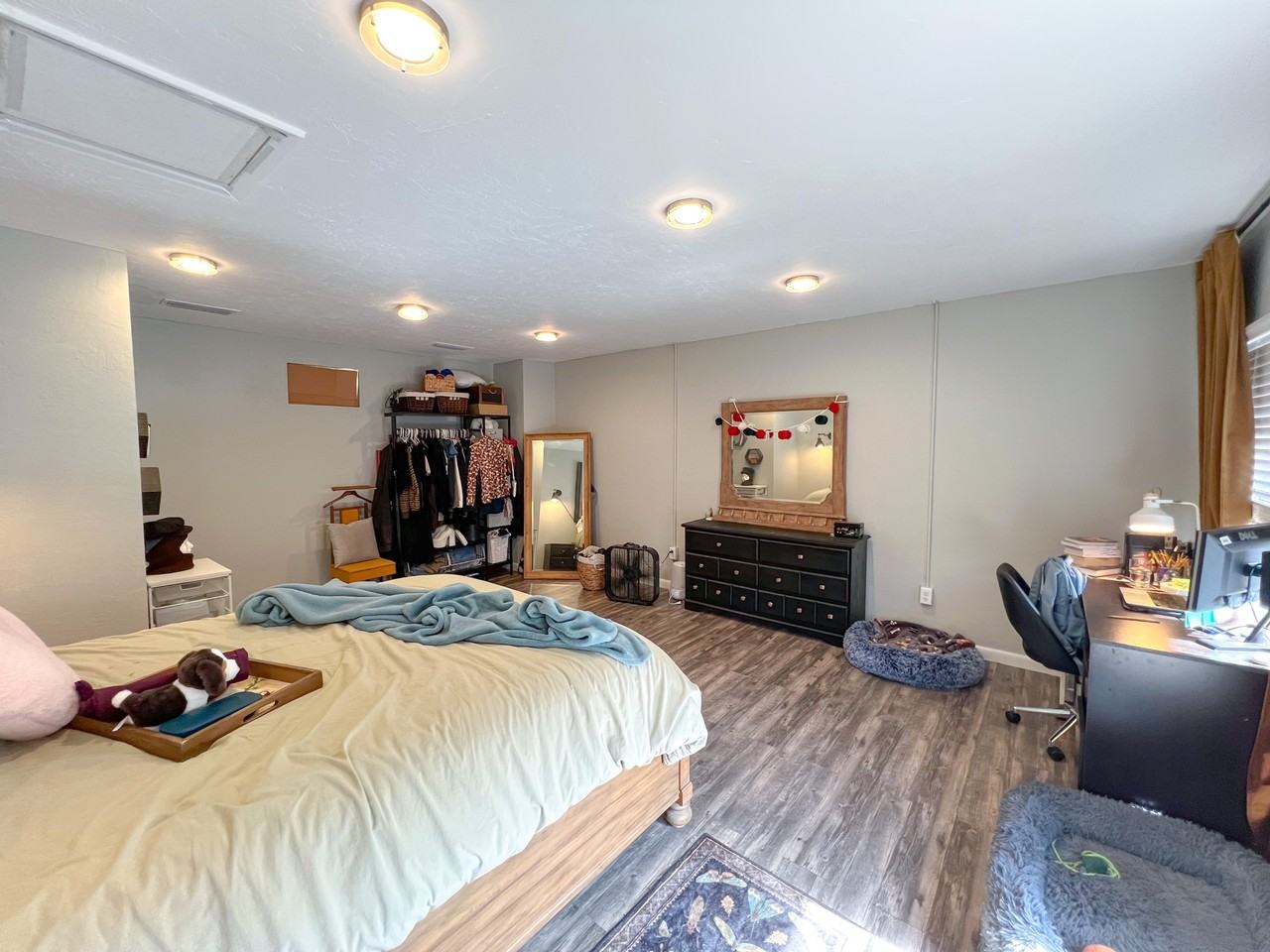 704 Ne 1st St #2 - Photo 6 of 11