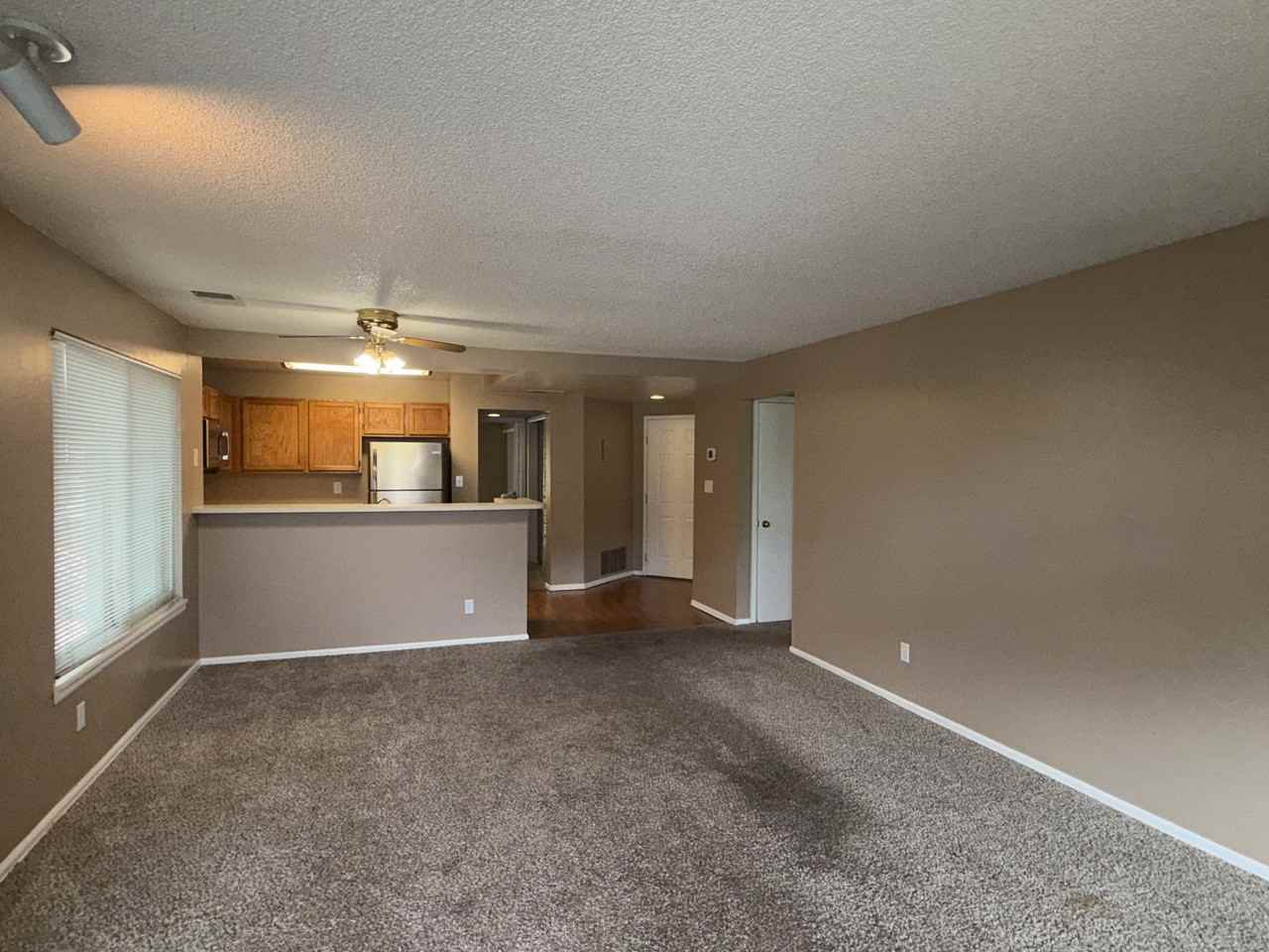 3624 Iguana Dr #1 - Photo 4 of 10